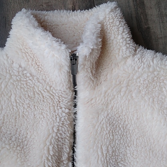 Sherpa Jacket by Universal Thread puffer jacket size s women - Picture 3 of 11